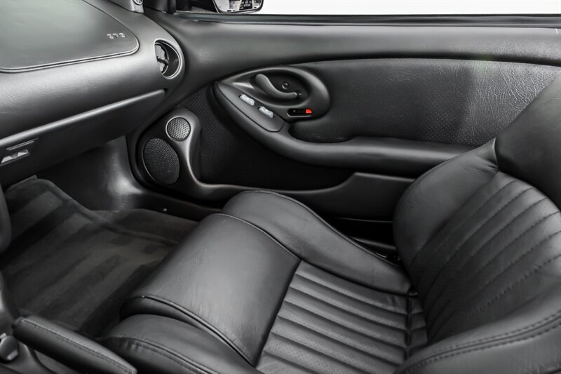 Used 2002 Pontiac Firebird Trans Am RWD image 28