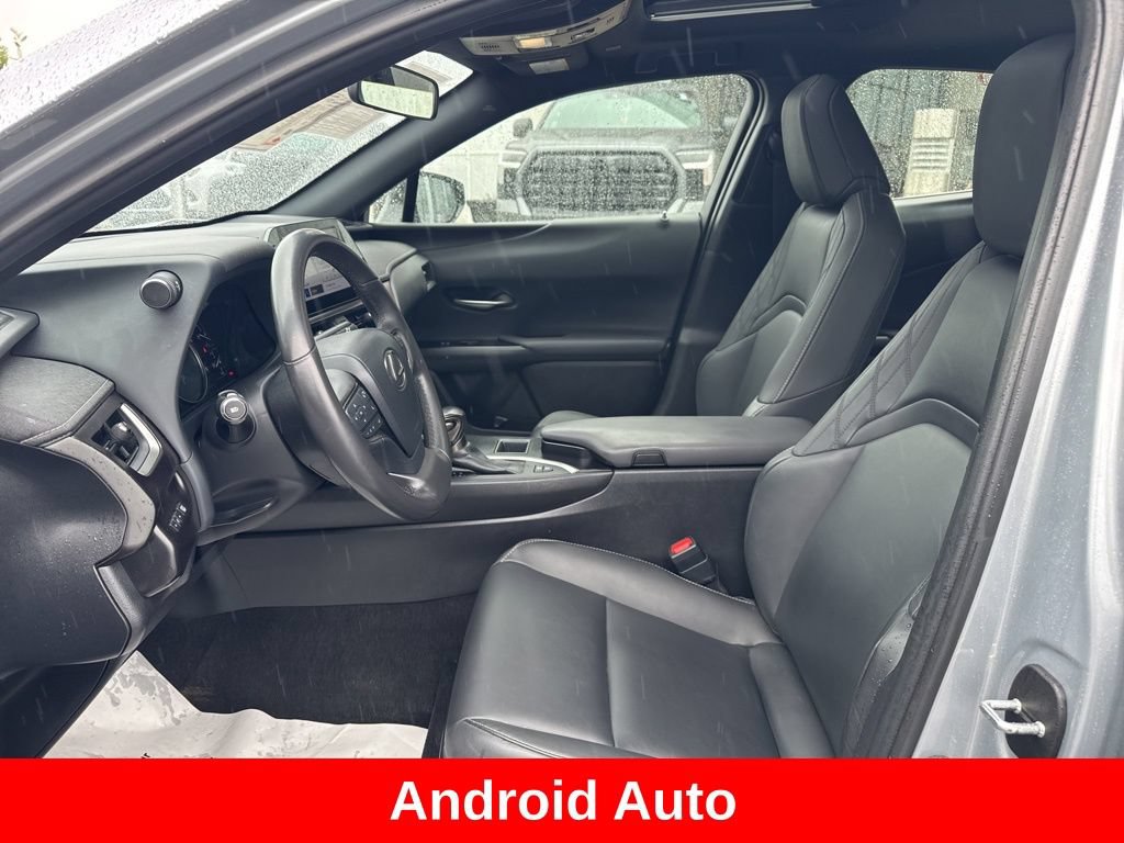 Used 2024 Lexus UX 250h AWD image 11