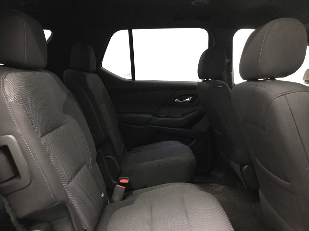 Used 2023 Chevrolet Traverse LT FWD image 21