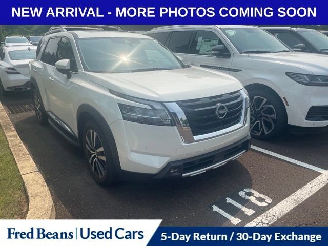 Used 2023 Nissan Pathfinder Platinum w/ Lighting Package (N93)