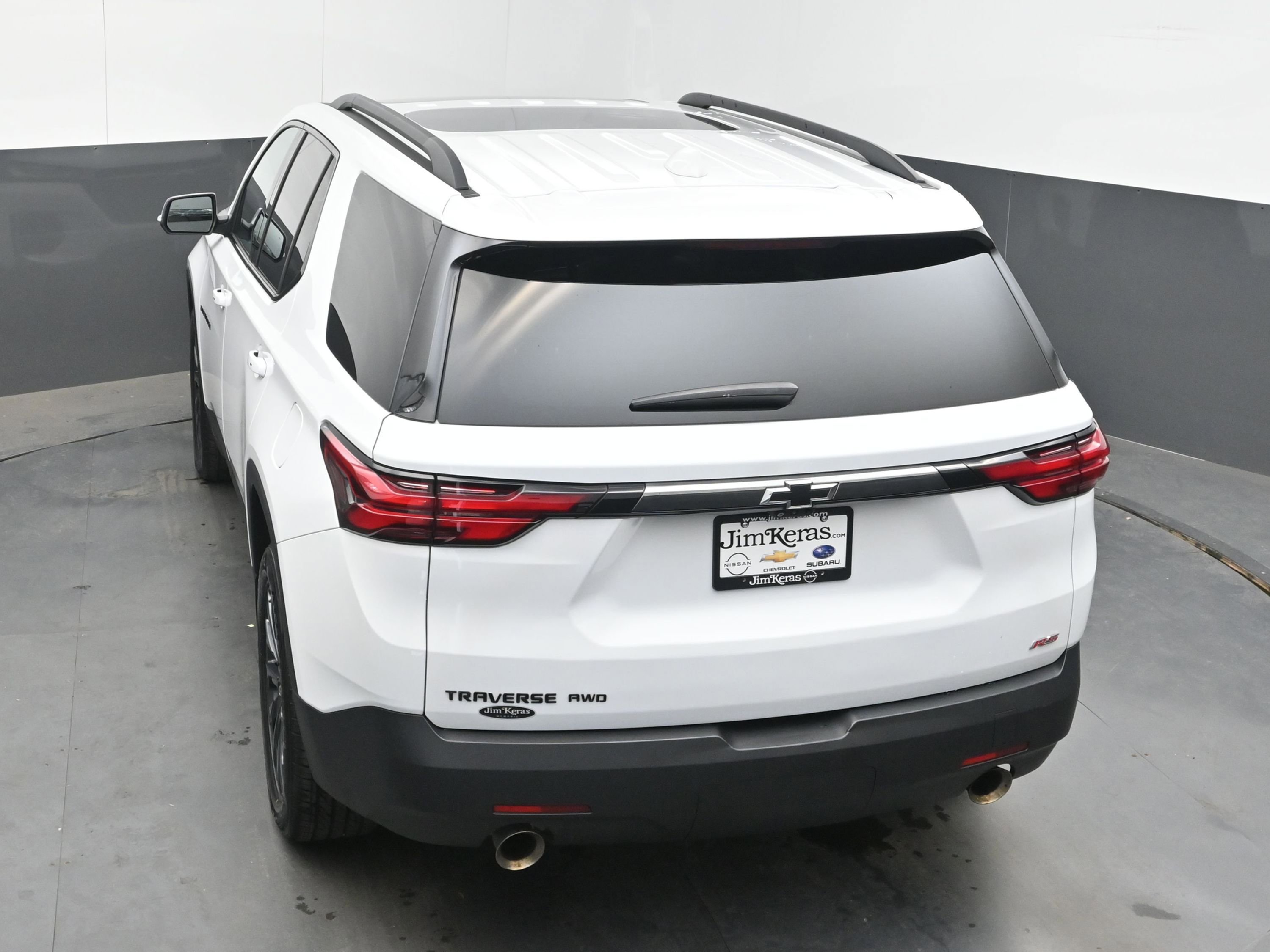 Used 2023 Chevrolet Traverse RS image 35