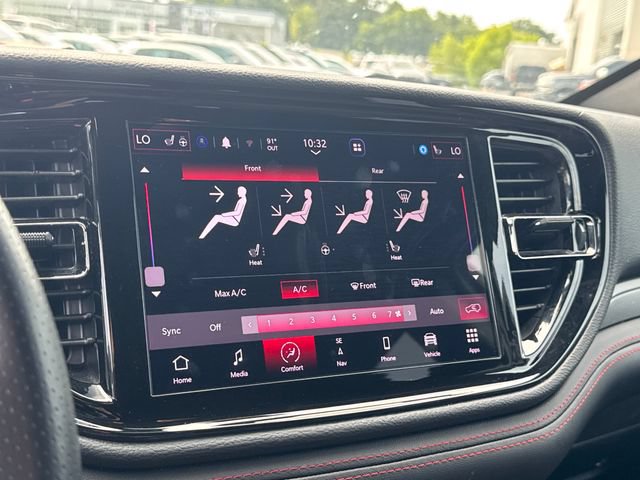Used 2025 Dodge Durango GT AWD/4WD image 22
