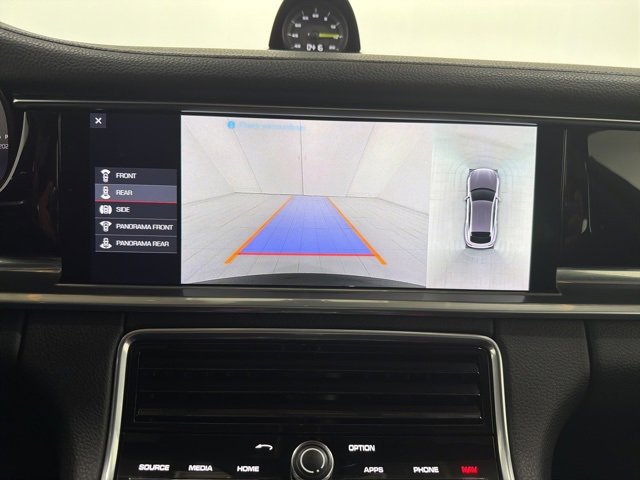 Used 2018 Porsche Panamera 4 image 33