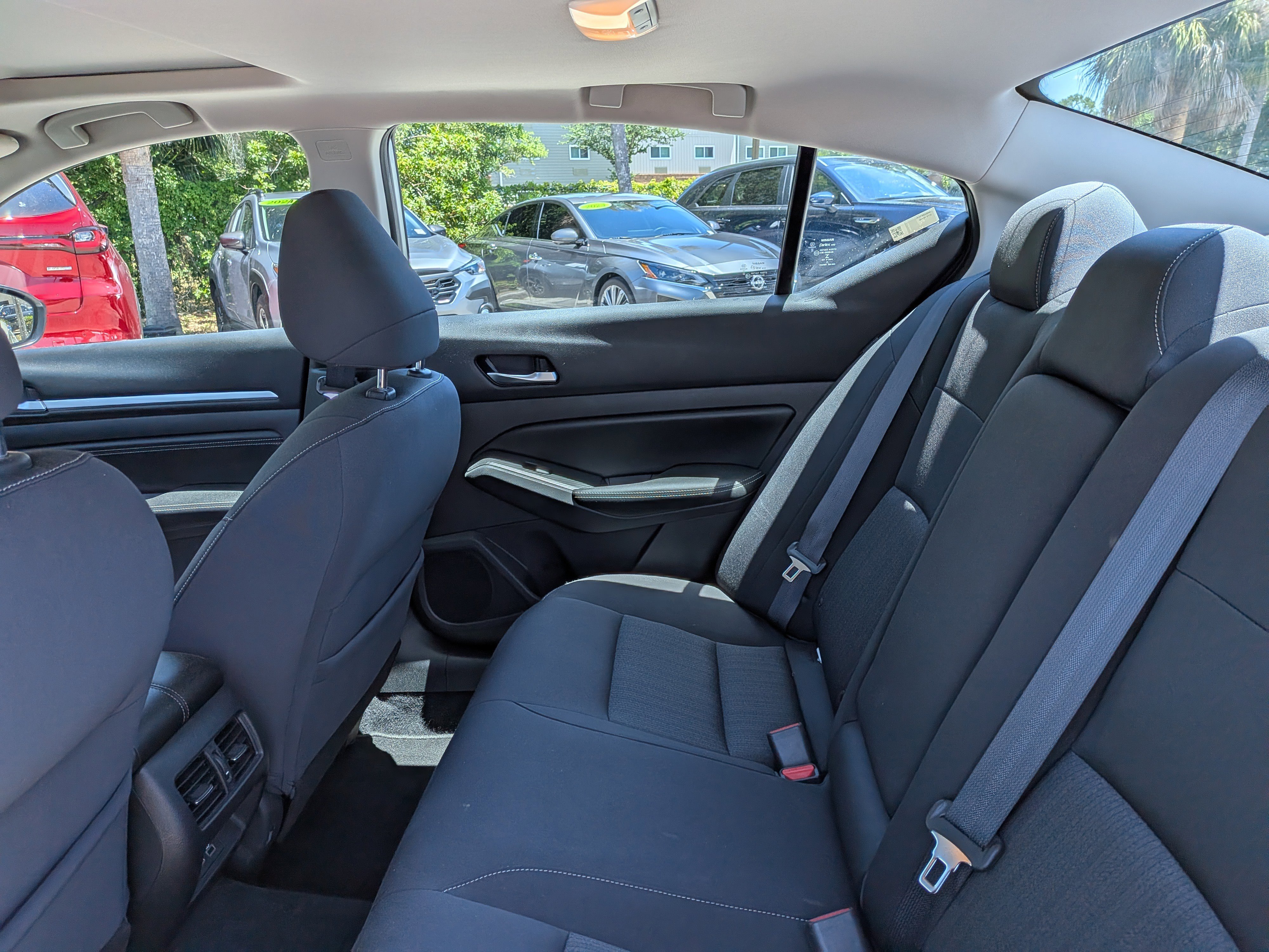 Used 2019 Nissan Altima 2.5 SV FWD image 13