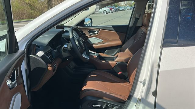 Certified 2024 Acura RDX SH-AWD w/ Advance Package image 9