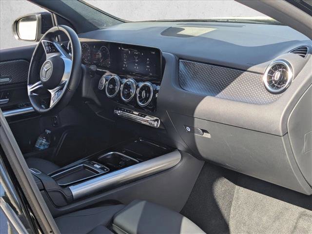 Used 2025 Mercedes-Benz GLA 250 image 21