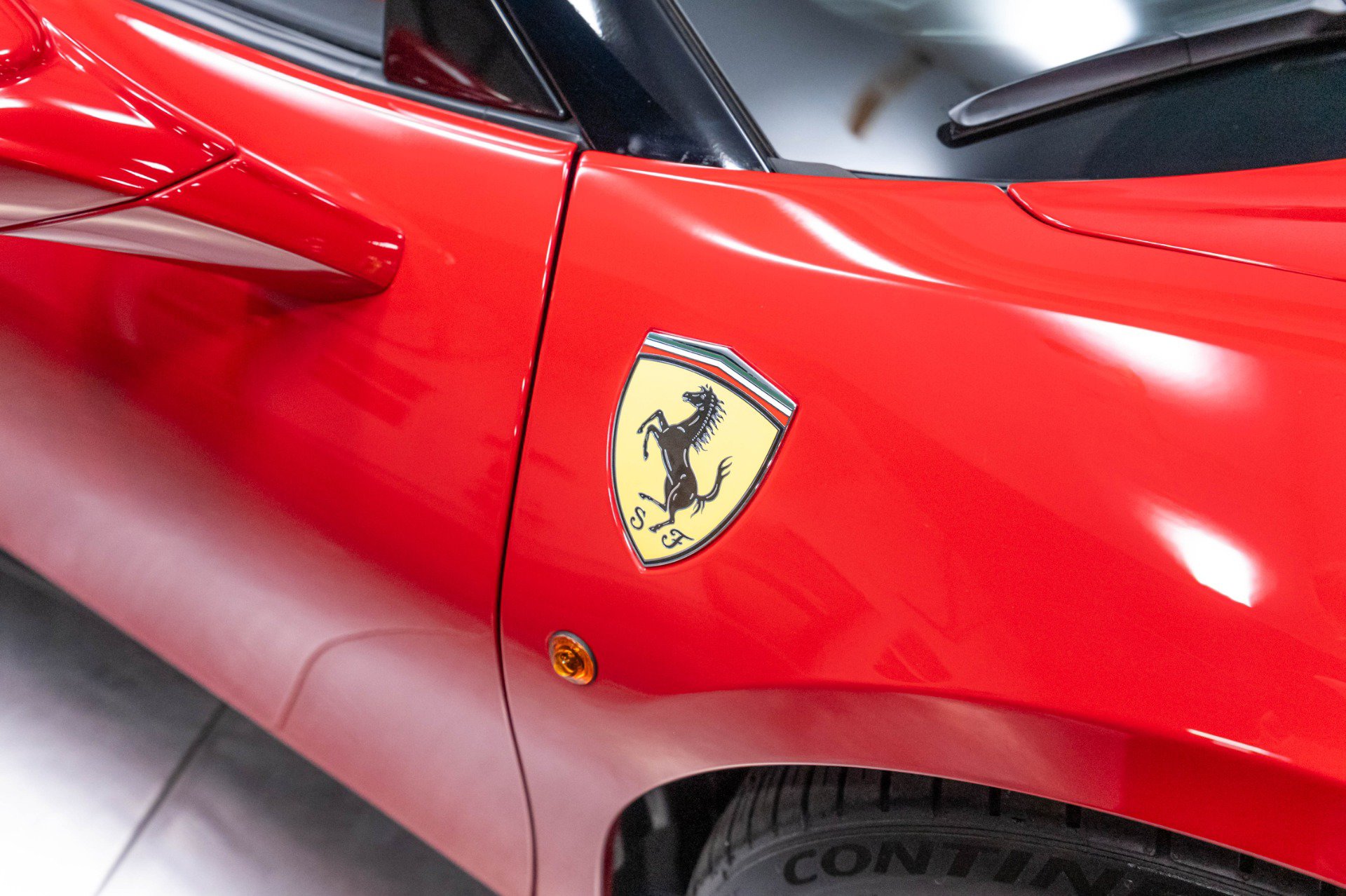 Used 2018 Ferrari 488 Spider RWD image 30
