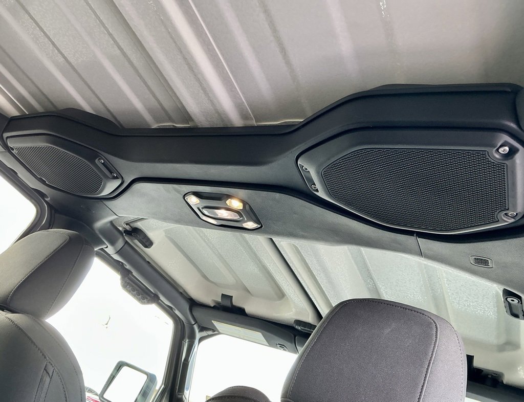 Used 2021 Jeep Wrangler Unlimited Islander image 26