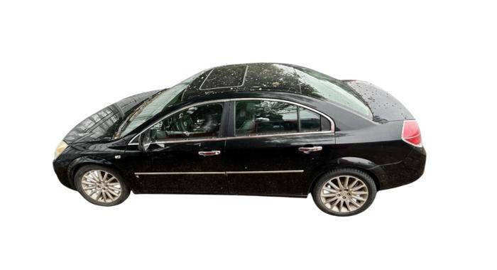Used 2007 Saturn Aura XR w/ Premium Trim Pkg FWD image 2