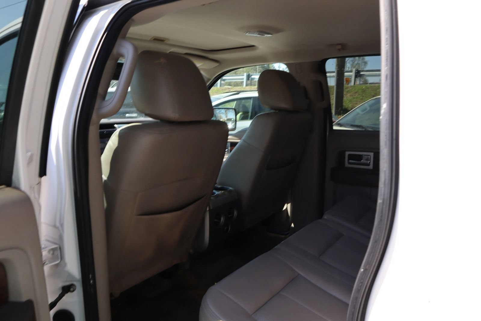 Used 2010 Ford F150 Platinum AWD/4WD image 11