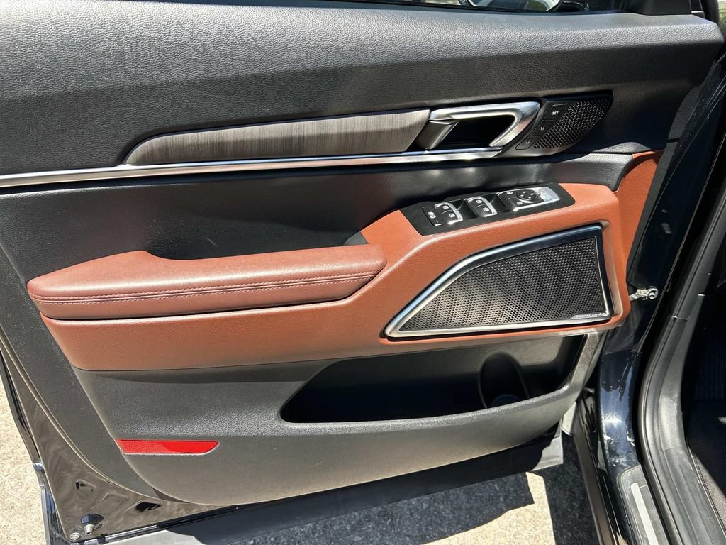 Used 2023 Kia Telluride SX Prestige AWD/4WD image 19