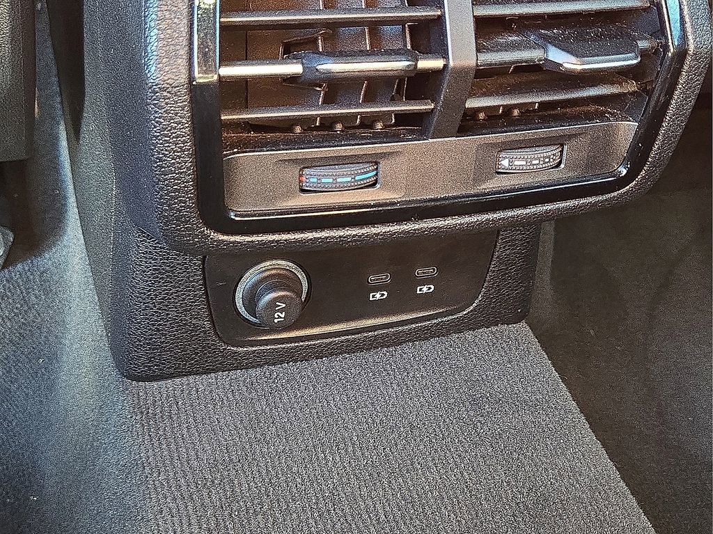 Used 2023 Audi Q3 2.0T Premium image 28