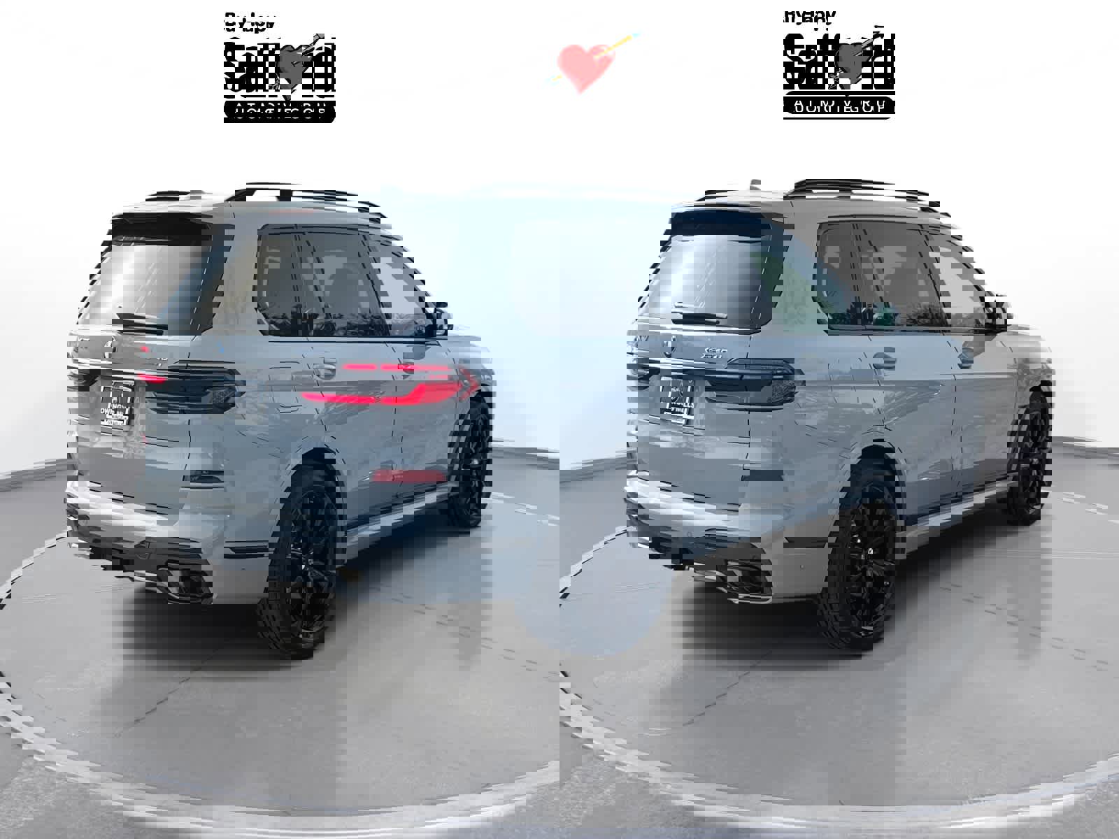 Used 2024 BMW X7 xDrive40i w/ Executive Package image 9