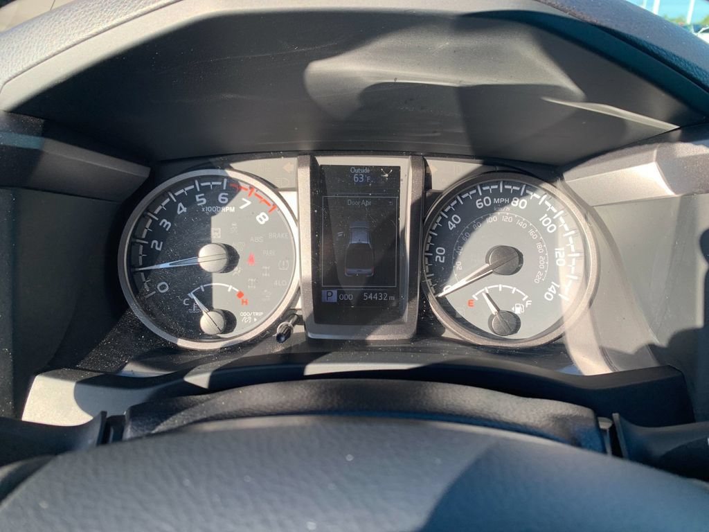 Used 2023 Toyota Tacoma TRD Off-Road AWD/4WD image 29