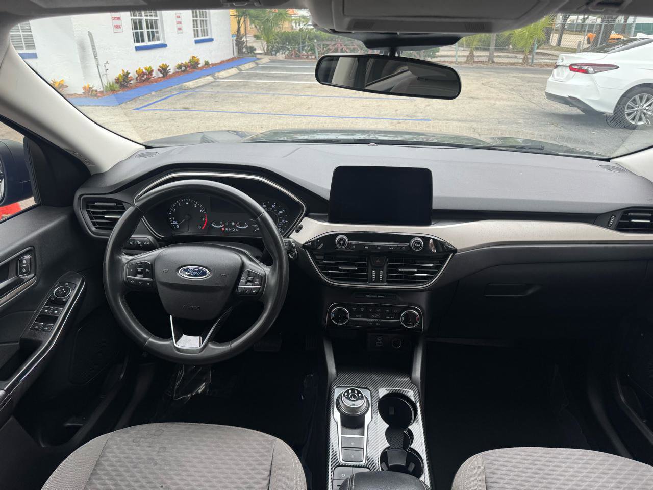 Used 2022 Ford Escape SE w/ Convenience Package FWD image 10