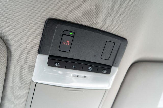 Used 2022 Nissan Pathfinder SV AWD/4WD image 38