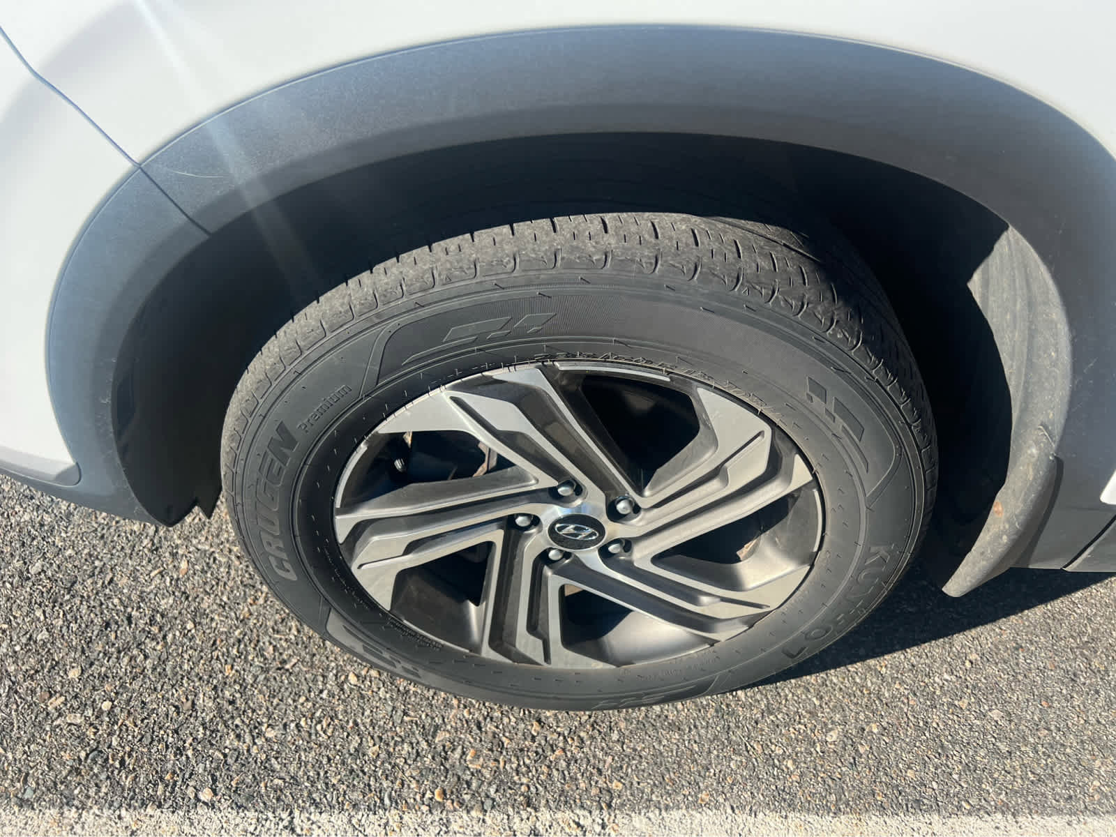 Used 2023 Hyundai Santa Fe SEL image 12