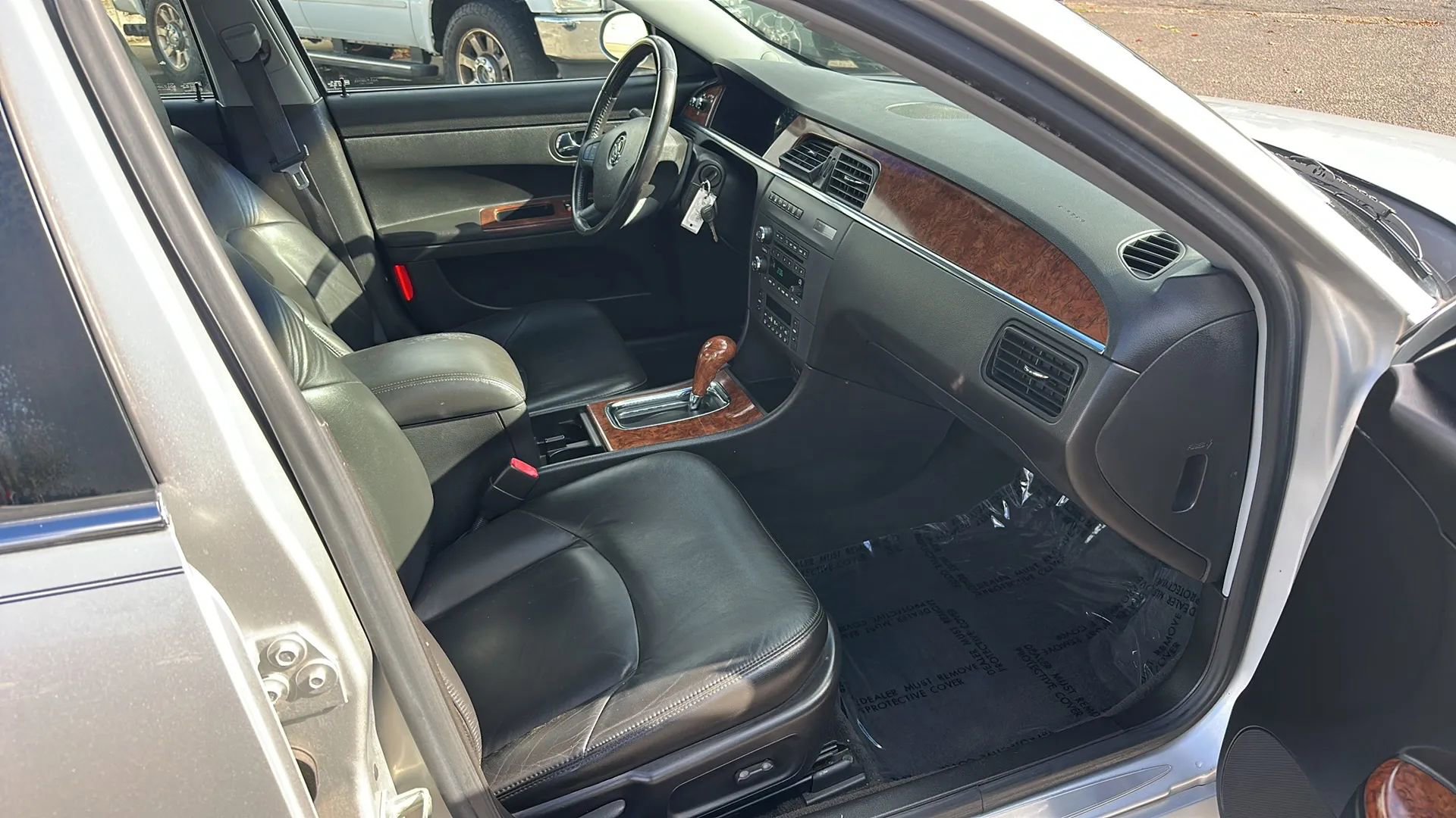 Used 2005 Buick LaCrosse CXL w/ Gold Convenience Package image 13