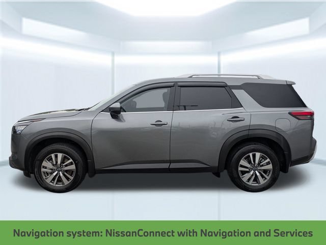 Used 2025 Nissan Pathfinder SL w/ Cargo Package FWD image 2