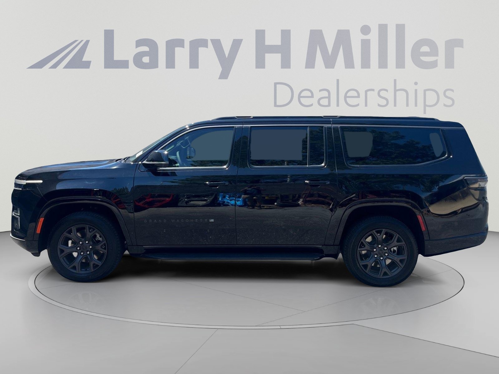 New 2026 Jeep Grand Wagoneer L Limited AWD/4WD image 2