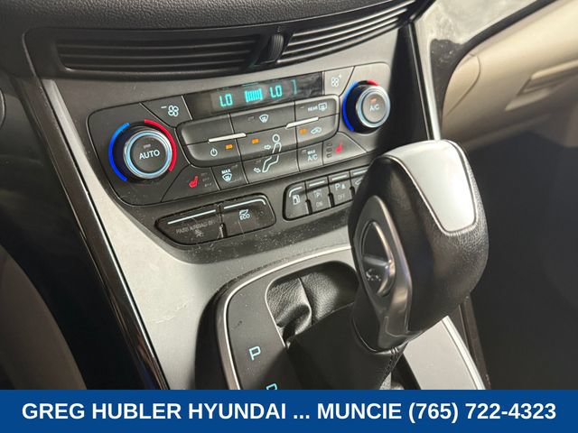 Used 2017 Ford C-MAX Titanium w/ Equipment Group 301A FWD image 15