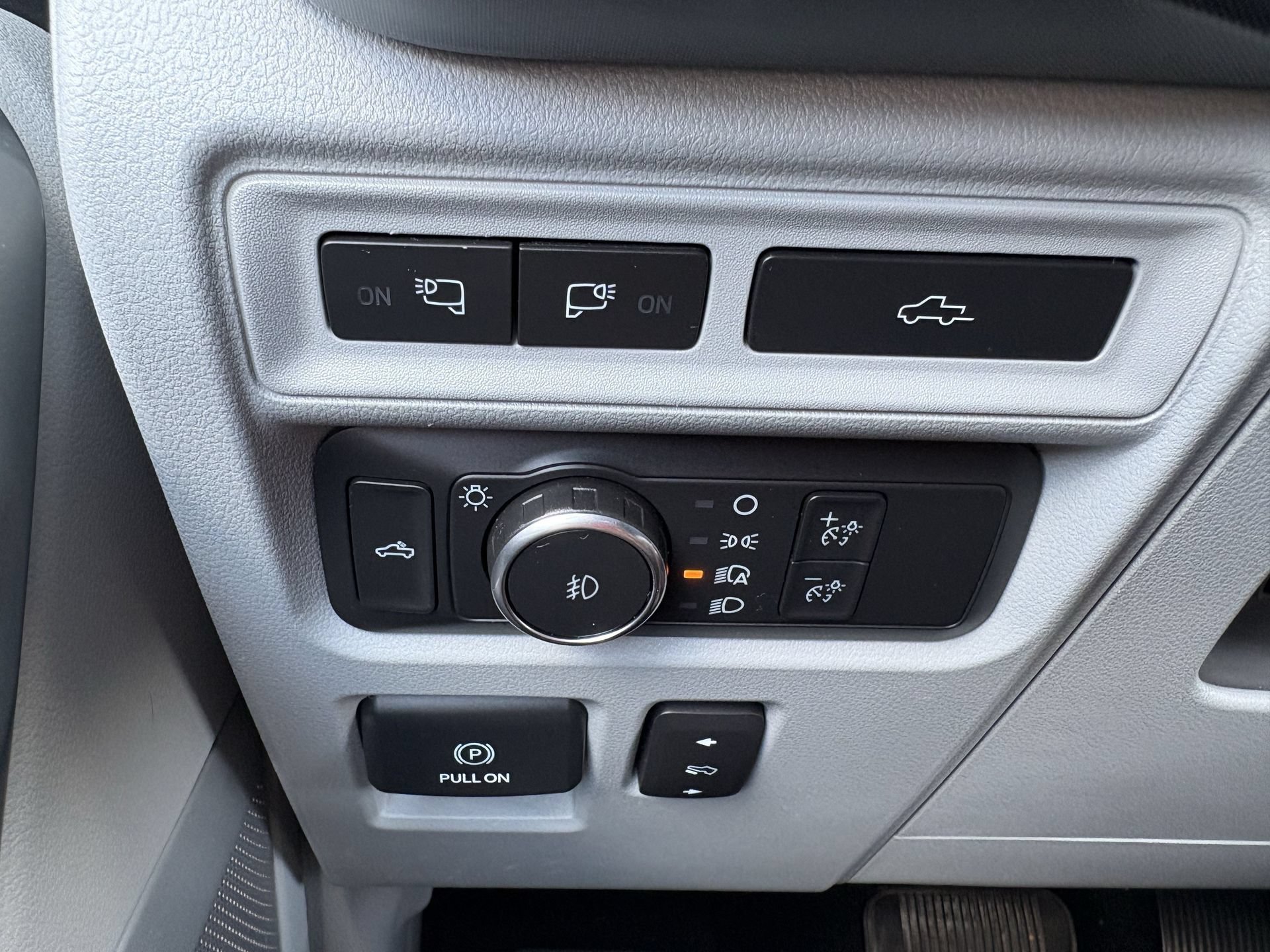 Used 2022 Ford F150 Limited AWD/4WD image 14