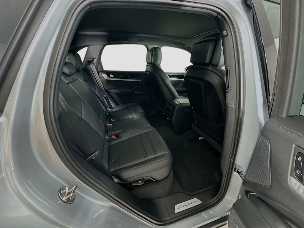 New 2026 Porsche Cayenne AWD/4WD image 29