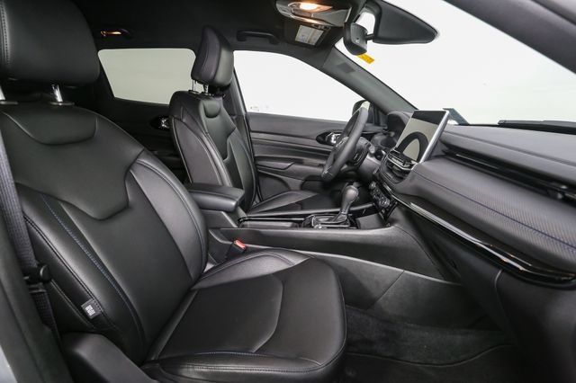 Used 2026 Jeep Compass Limited AWD/4WD image 17