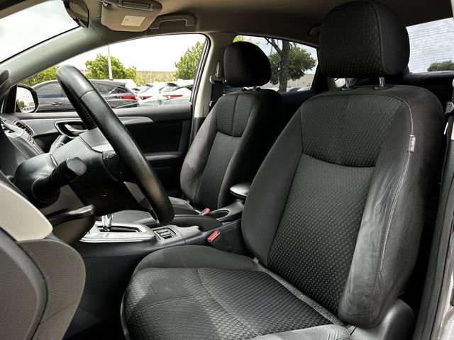 Used 2015 Nissan Sentra SR FWD image 27