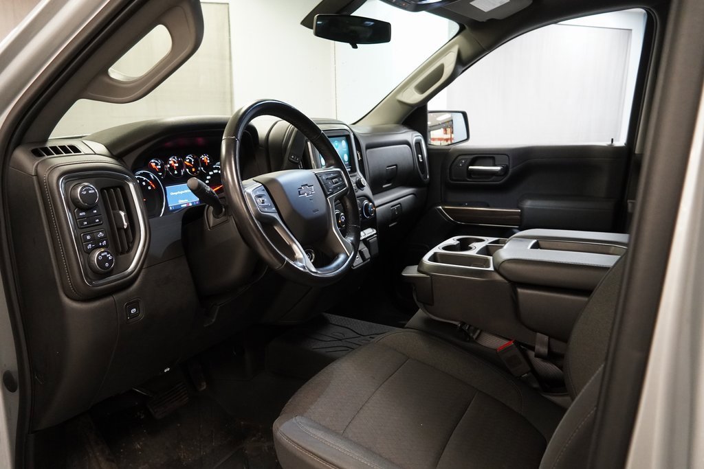 Used 2020 Chevrolet Silverado 1500 LT Trail Boss w/ Bed Protection Package image 6