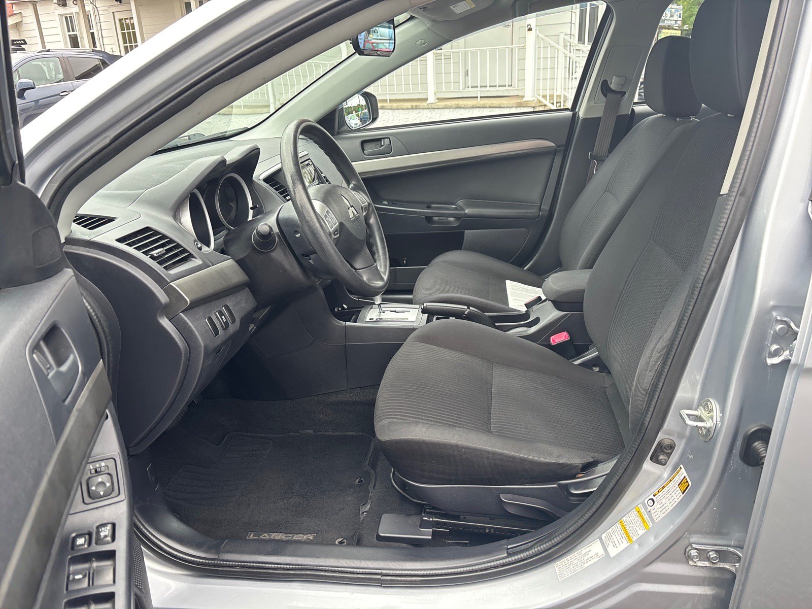 Used 2015 Mitsubishi Lancer ES FWD image 11