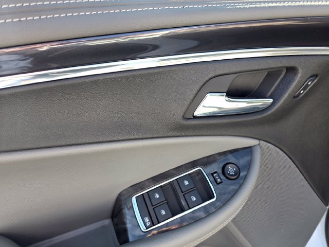 Used 2015 Chevrolet Impala LT w/ Convenience Package FWD image 16