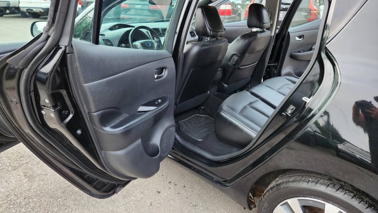 Used 2013 Nissan Leaf SL FWD image 29