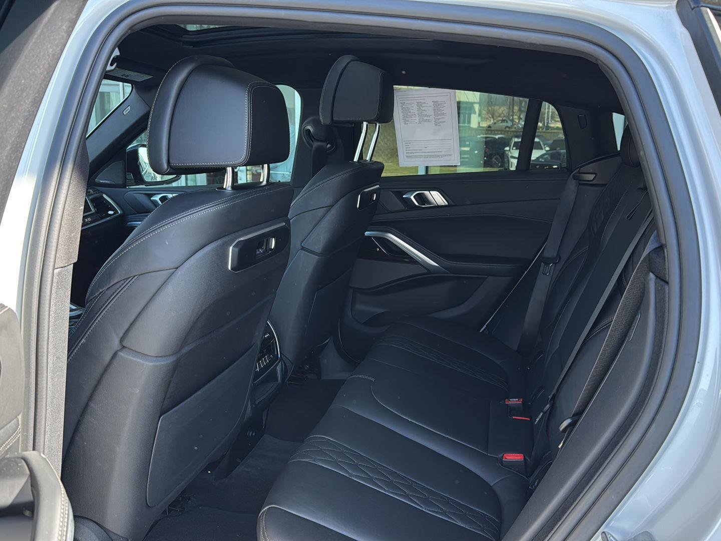 Certified 2024 BMW X6 xDrive40i w/ Premium Package image 9