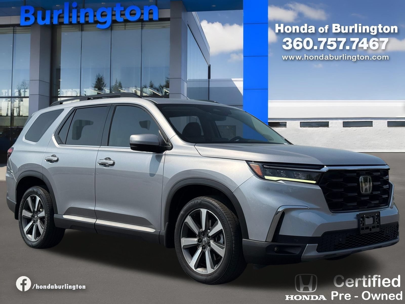 Used 2023 Honda Pilot Touring image 10