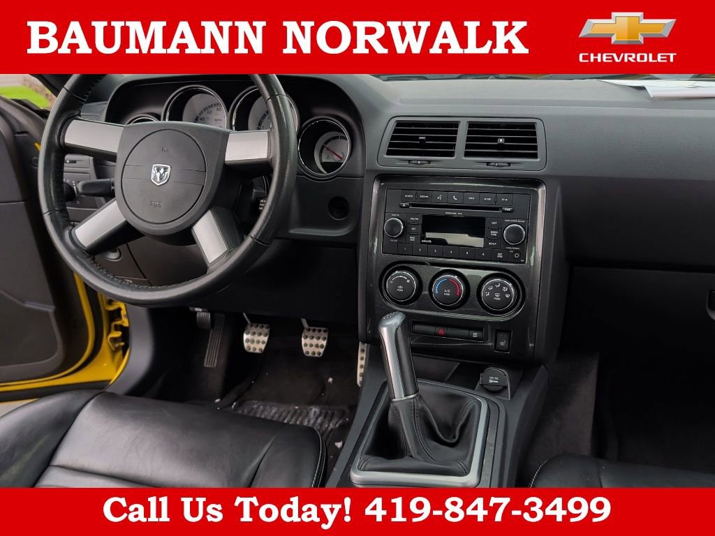 Used 2010 Dodge Challenger R/T image 25