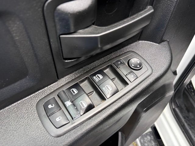 Used 2022 RAM 2500 Tradesman w/ Chrome Appearance Group AWD/4WD image 27