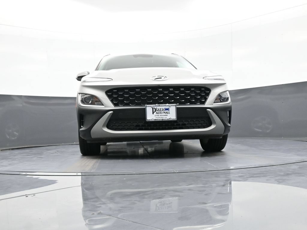 Certified 2022 Hyundai Kona SEL w/ Convenience Package AWD/4WD image 28