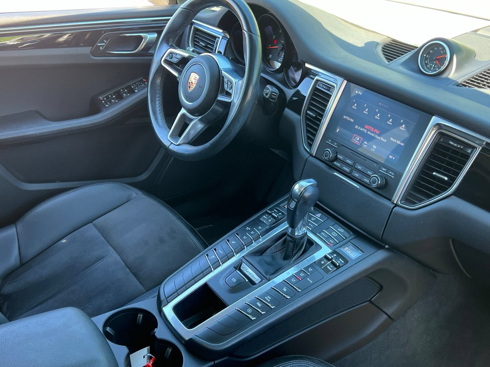 Used 2018 Porsche Macan AWD/4WD image 14