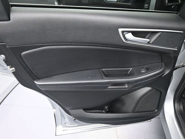 Used 2024 Ford Edge SEL image 37