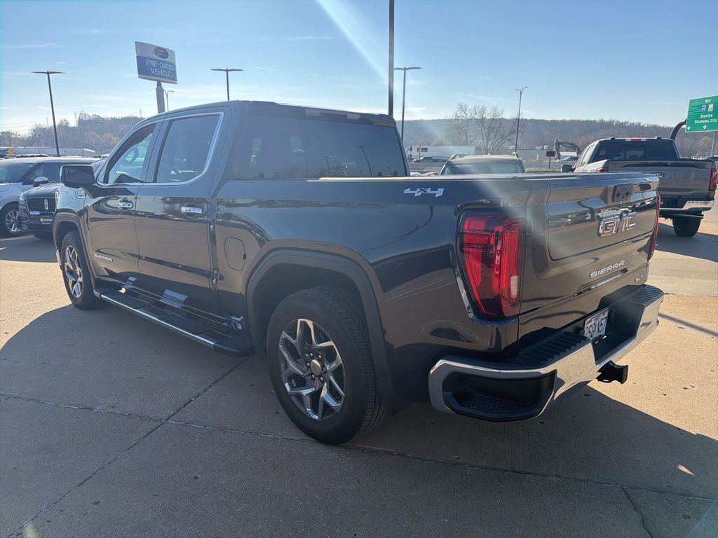 Used 2022 GMC Sierra 1500 SLT w/ SLT Premium Package image 5