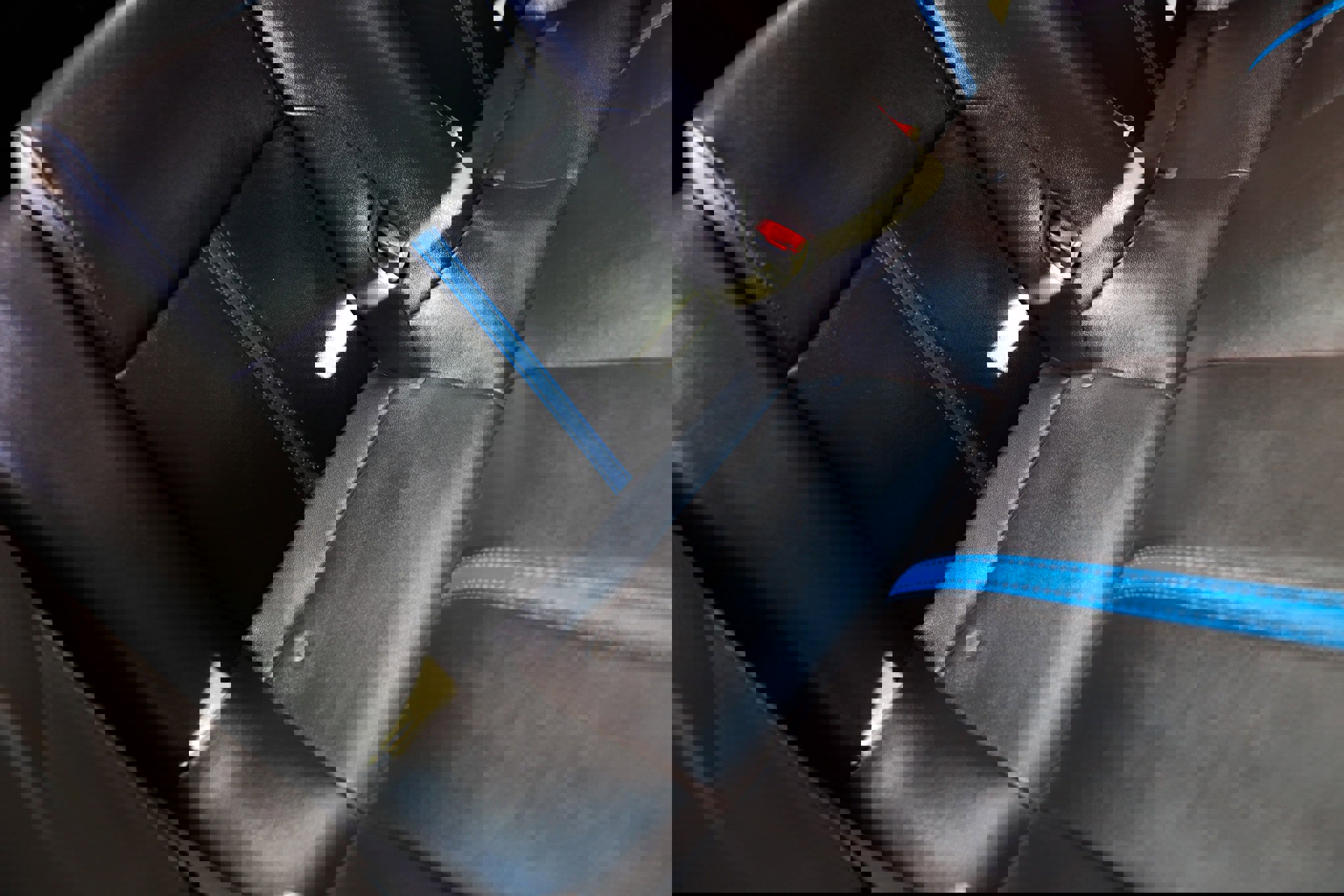 Used 2010 Ford Mustang GT image 13