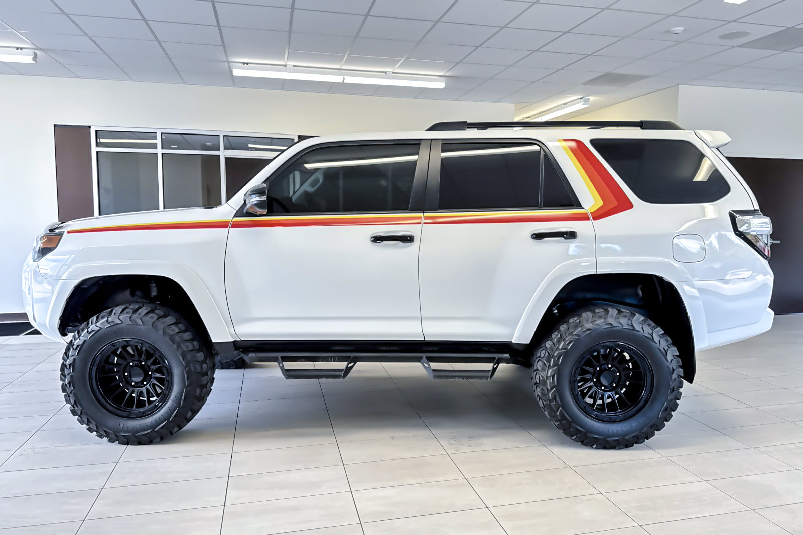 Used 2023 Toyota 4Runner 40th Anniversary SE AWD/4WD image 7