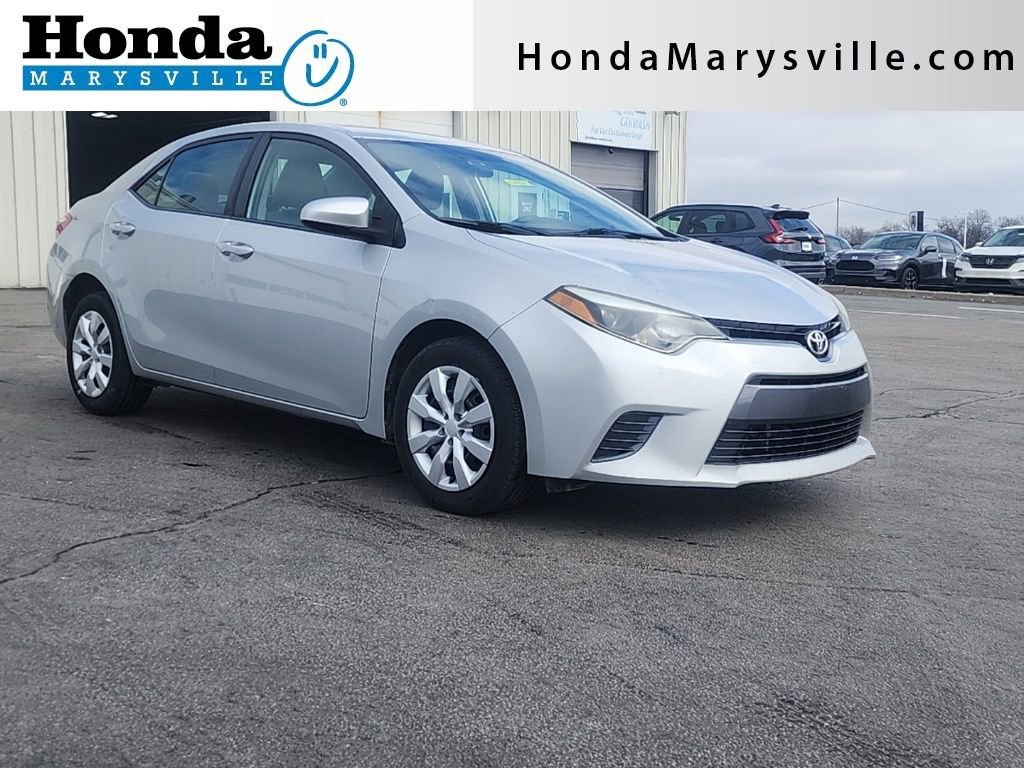 Used 2015 Toyota Corolla LE image 1