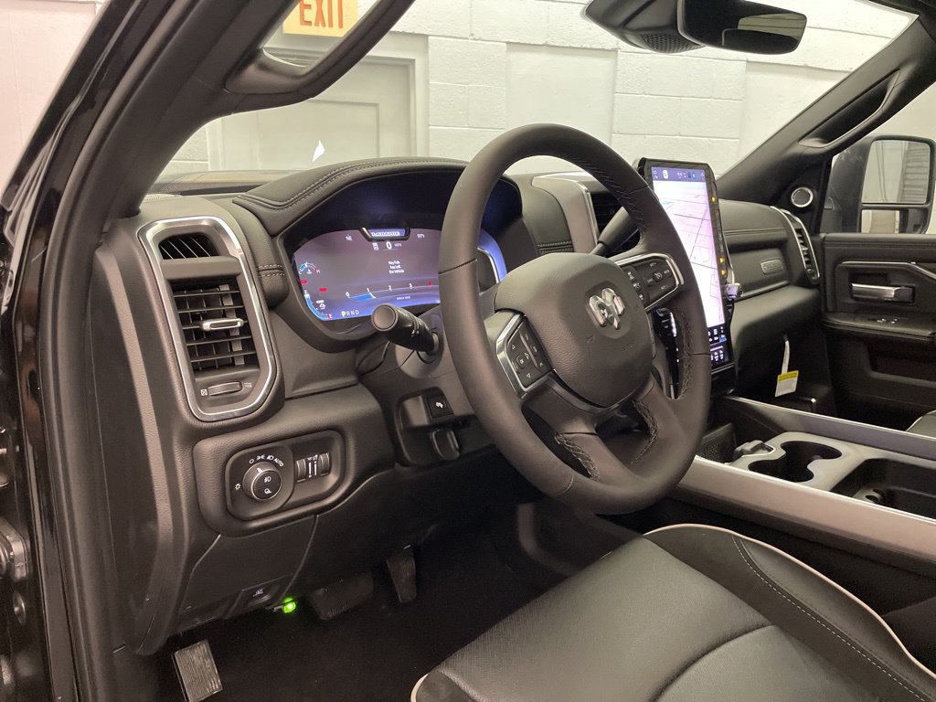 New 2026 RAM 2500 Laramie AWD/4WD image 20