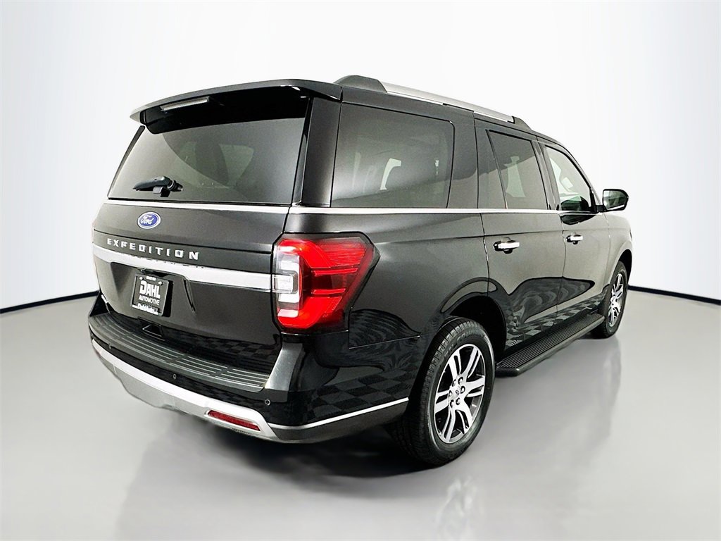 Used 2024 Ford Expedition Limited image 7