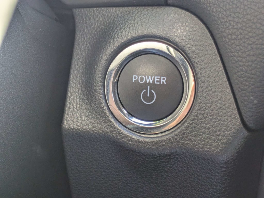 Used 2024 Toyota RAV4 SE AWD/4WD image 41