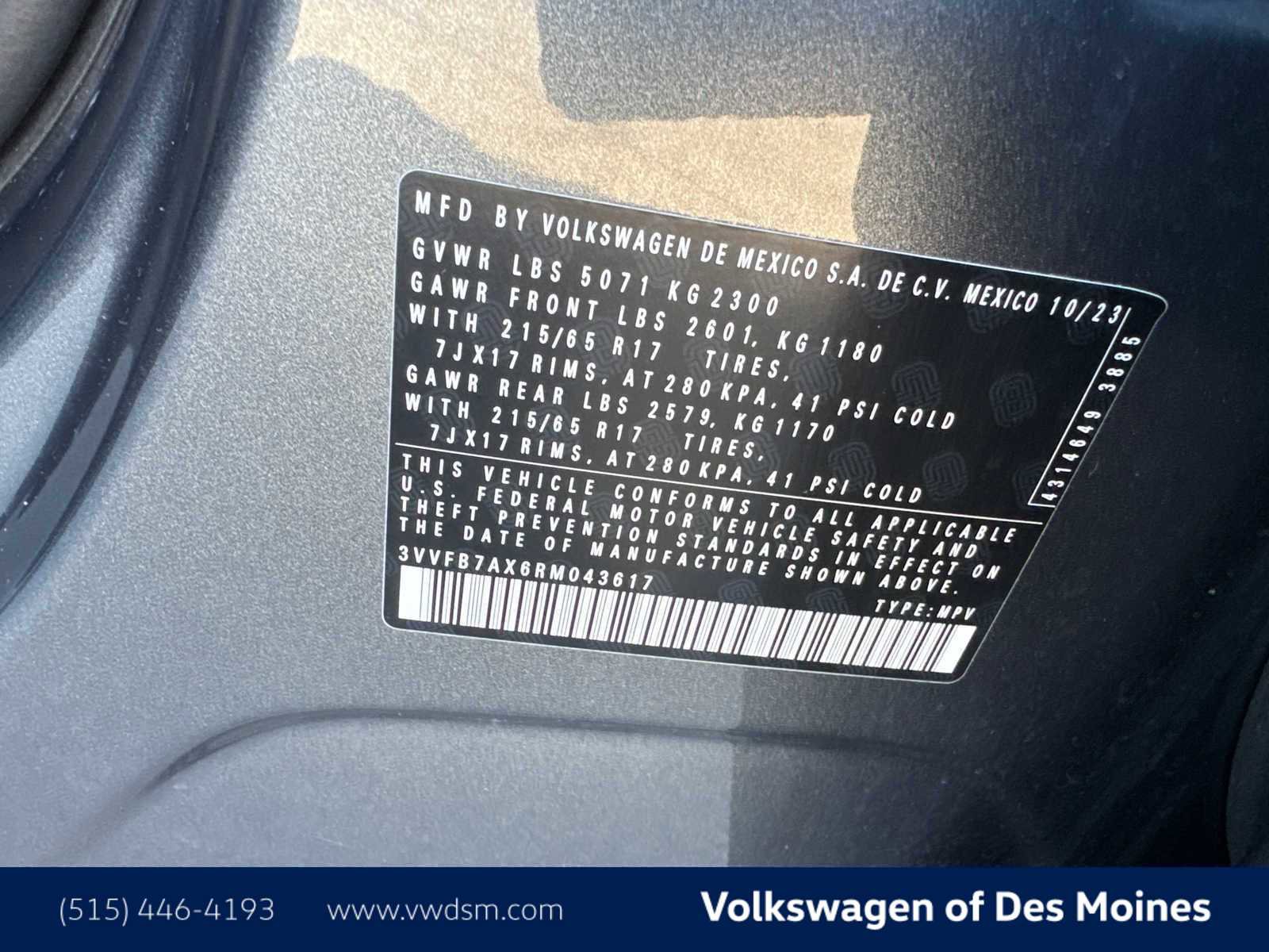 Used 2024 Volkswagen Tiguan S image 20