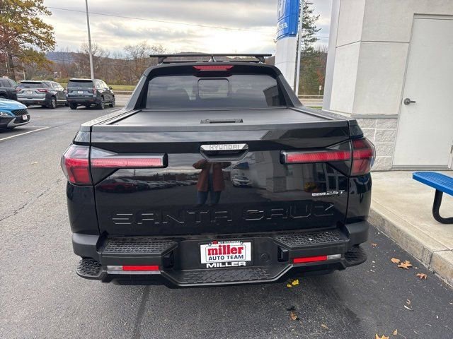 Used 2023 Hyundai Santa Cruz Night image 4