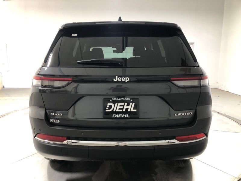 Used 2025 Jeep Grand Cherokee Limited image 6